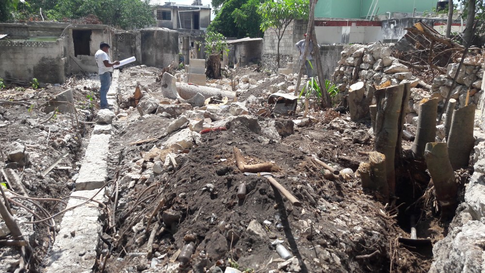 1E68E940-9052-4C48-A586-989417B491EE