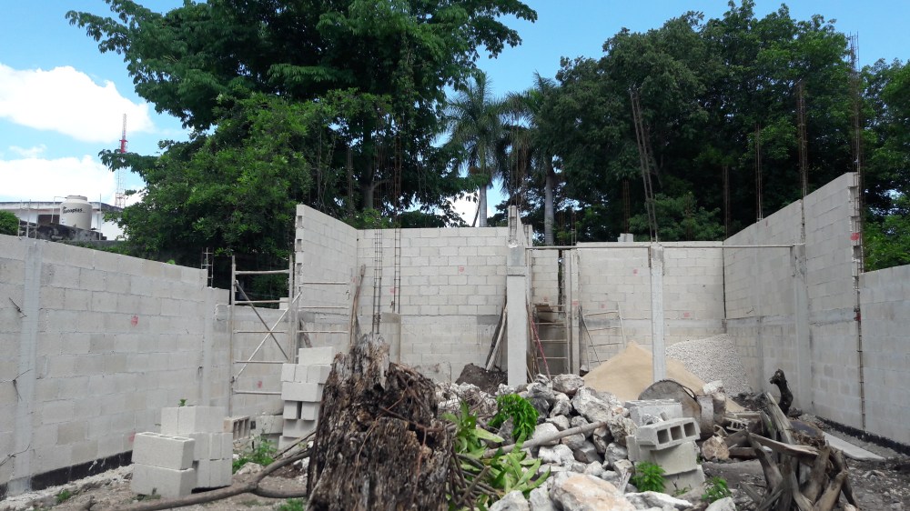 9B449963-DC96-4646-A5B7-B7DF327ADEB2